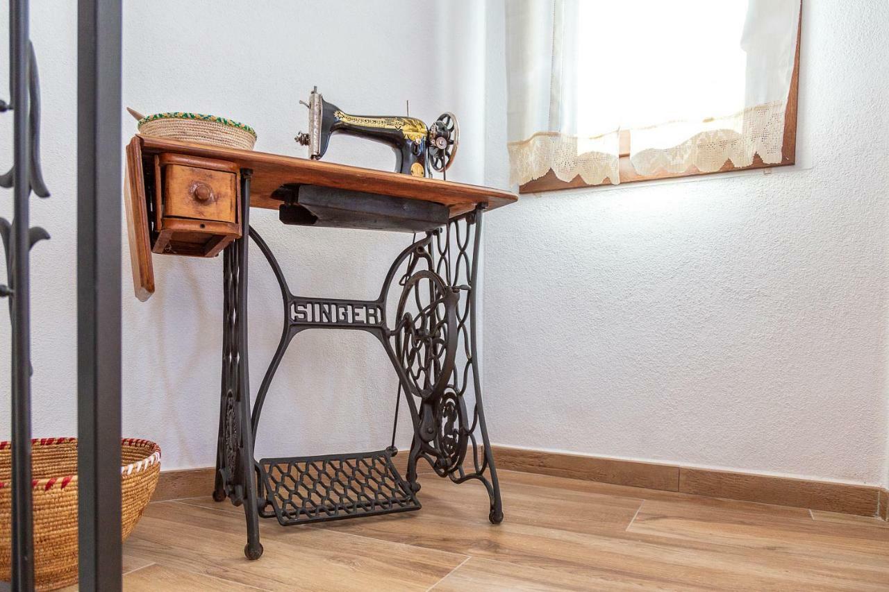 La Casa Di Nonna Monni Villa Baunei Exteriör bild